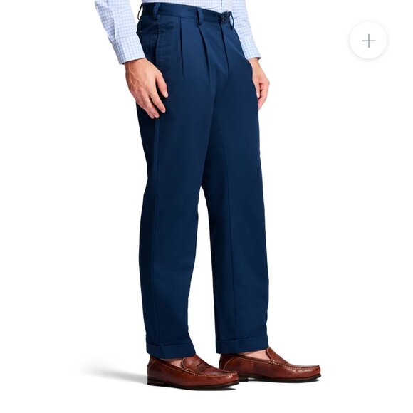 NWT Men's IZOD American Chino Double Pleat Classic Fit Chino Pants Navy 33W 32L - Picture 1 of 12